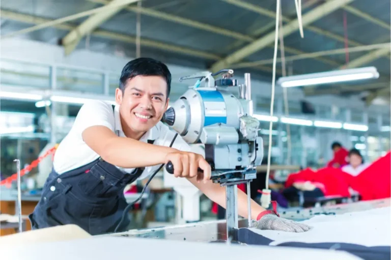 Factory24-7 | Custom Fashion Manufacturing in 7 Days 3 Your End-to-End Fashion Clothing Manufacturing Partner